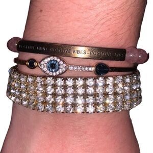 Diamond Gold Stretch Bracelet 💎